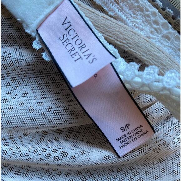 Victoria's Secret High Neck Halter Lace Bralette Size Small - Picture 4 of 11